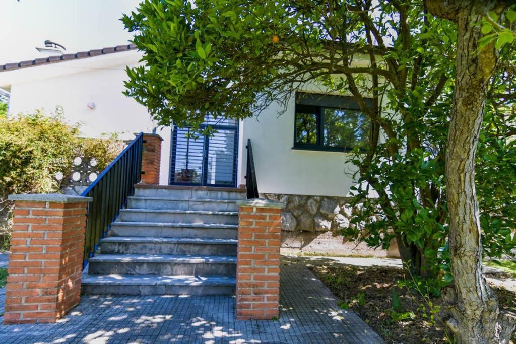 Santoña ¡Nuevo! Espectacular Casa En La Playa De Berriaヴィラ エクステリア 写真
