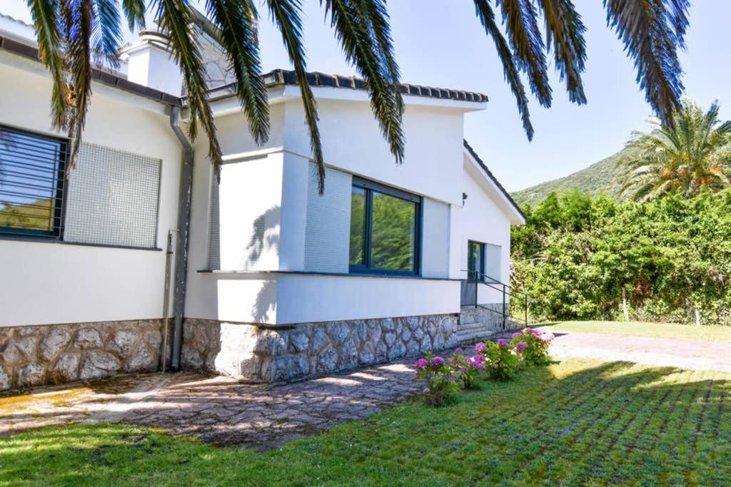 Santoña ¡Nuevo! Espectacular Casa En La Playa De Berriaヴィラ エクステリア 写真